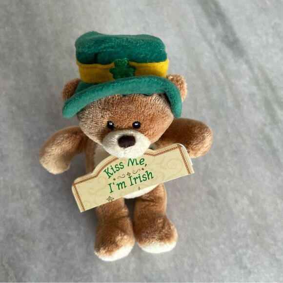 Vintage Gund Thinking of you Kiss Me I'm Irish Mini Teddy Bear Hg3 - Picture 1 of 5